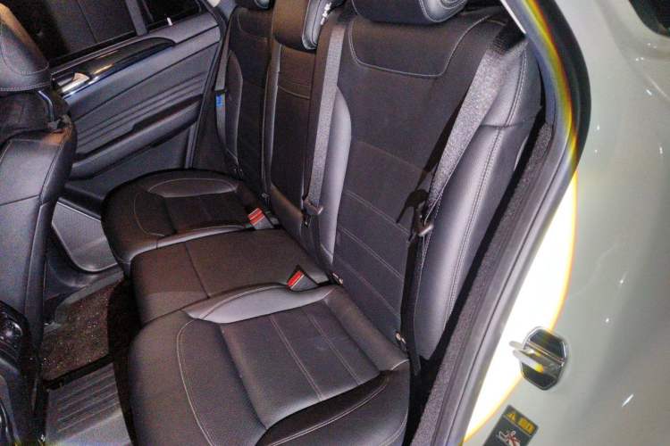 Used Mercedes-Benz GLE Coupe 2015 GLE 400 4MATIC Coupe SUV Left Rear Seat