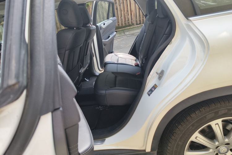 Used Mercedes-Benz GLE Coupe 2015 GLE 320 4MATIC Coupe SUV Left Rear Seat