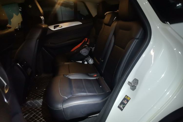 Used Mercedes-Benz GLE Coupe 2015 GLE 320 4MATIC Coupe SUV Left Rear Seat