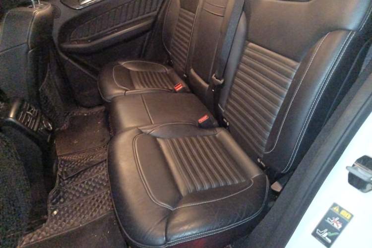 Used Mercedes-Benz GLE Coupe 2015 GLE 450 AMG 4MATIC Coupe SUV Left Rear Seat