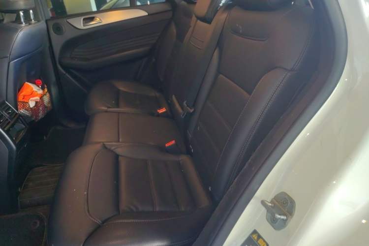 Used Mercedes-Benz GLE Coupe 2015 GLE 320 4MATIC Coupe SUV Left Rear Seat