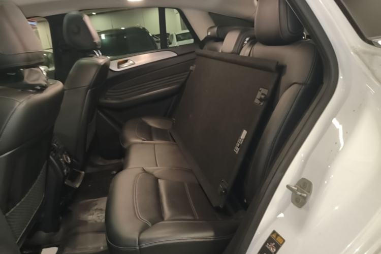 Used Mercedes-Benz GLE Coupe 2015 GLE 400 4MATIC Coupe SUV Left Rear Seat