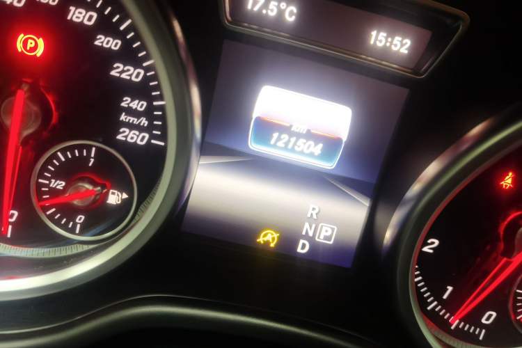 Used Mercedes-Benz GLE Coupe 2015 GLE 450 AMG 4MATIC Coupe SUV Odometer Close Up