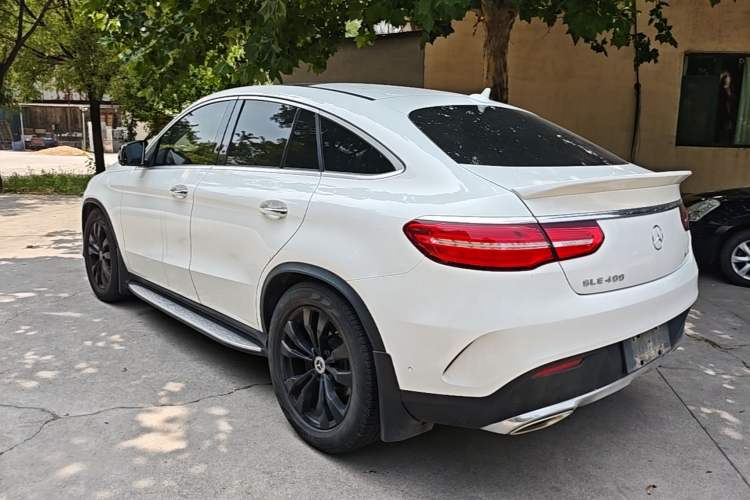 Used Mercedes-Benz GLE Coupe 2015 GLE 400 4MATIC Coupe SUV Rear Left 45 Deg