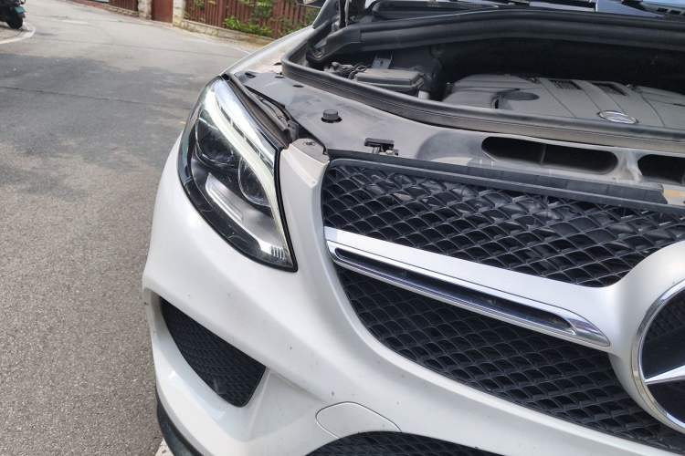 Used Mercedes-Benz GLE Coupe 2015 GLE 320 4MATIC Coupe SUV Right Front Headlight
