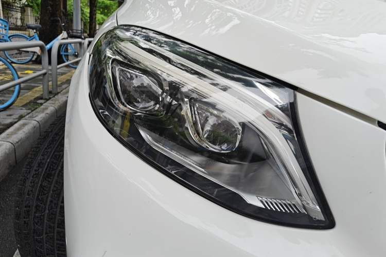 Used Mercedes-Benz GLE Coupe 2015 GLE 320 4MATIC Coupe SUV Right Front Headlight