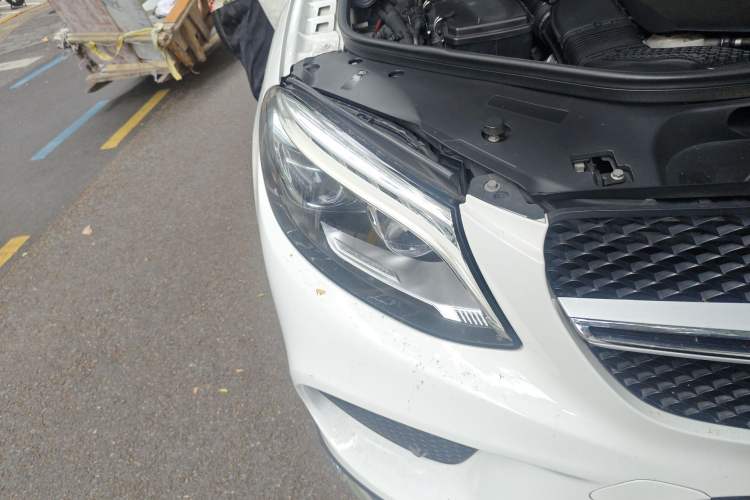 Used Mercedes-Benz GLE Coupe 2015 GLE 320 4MATIC Coupe SUV Right Front Headlight
