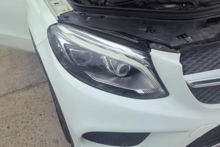Used Mercedes-Benz GLE Coupe 2015 GLE 400 4MATIC Coupe SUV Right Front Headlight