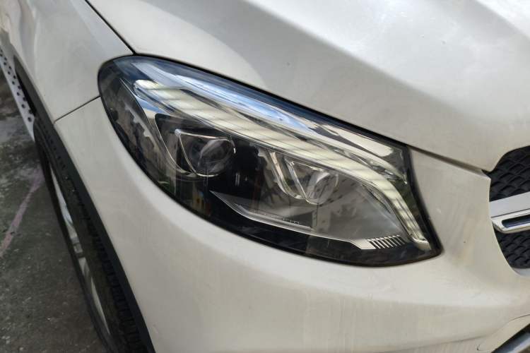 Used Mercedes-Benz GLE Coupe 2015 GLE 320 4MATIC Coupe SUV Right Front Headlight