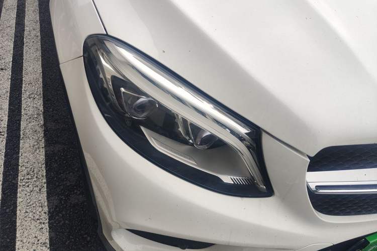 Used Mercedes-Benz GLE Coupe 2015 GLE 320 4MATIC Coupe SUV Right Front Headlight