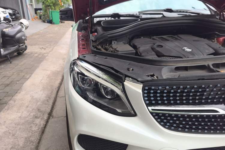 Used Mercedes-Benz GLE Coupe 2015 GLE 320 4MATIC Coupe SUV Right Front Headlight