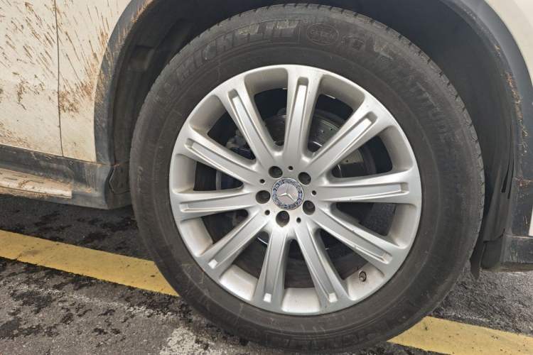 Used Mercedes-Benz GLE Coupe 2015 GLE 320 4MATIC Coupe SUV Right Front Wheel Hub