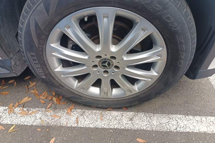 Used Mercedes-Benz GLE Coupe 2015 GLE 320 4MATIC Coupe SUV Right Front Wheel Hub