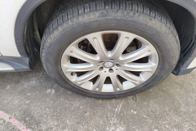 Used Mercedes-Benz GLE Coupe 2015 GLE 320 4MATIC Coupe SUV Right Front Wheel Hub