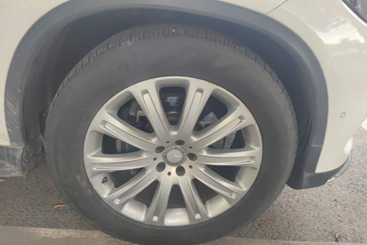 Used Mercedes-Benz GLE Coupe 2015 GLE 320 4MATIC Coupe SUV Right Front Wheel Hub