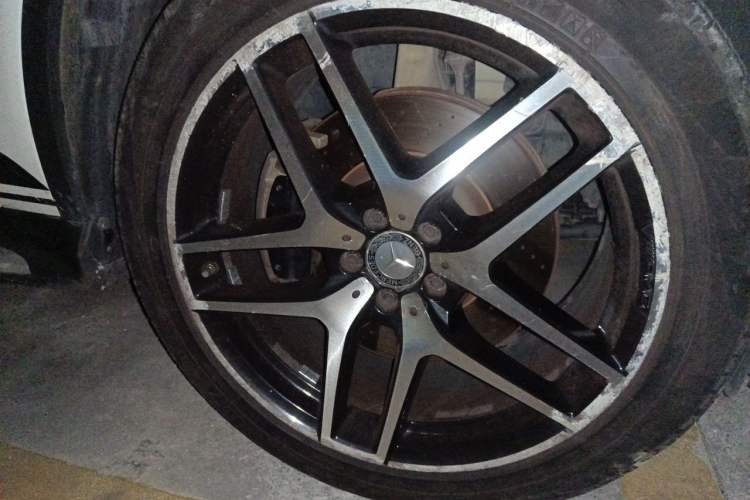 Used Mercedes-Benz GLE Coupe 2015 GLE 450 AMG 4MATIC Coupe SUV Right Front Wheel Hub