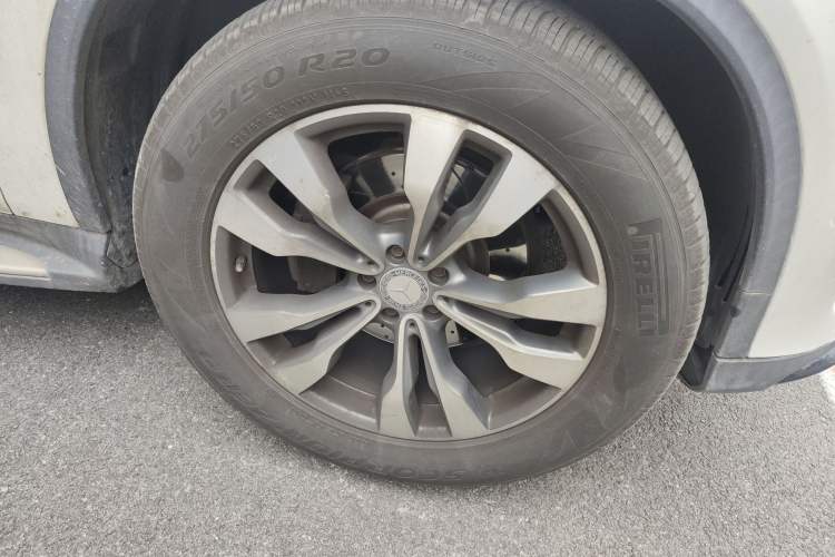 Used Mercedes-Benz GLE Coupe 2015 GLE 400 4MATIC Coupe SUV Right Front Wheel Hub
