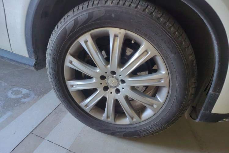 Used Mercedes-Benz GLE Coupe 2015 GLE 320 4MATIC Coupe SUV Right Front Wheel Hub