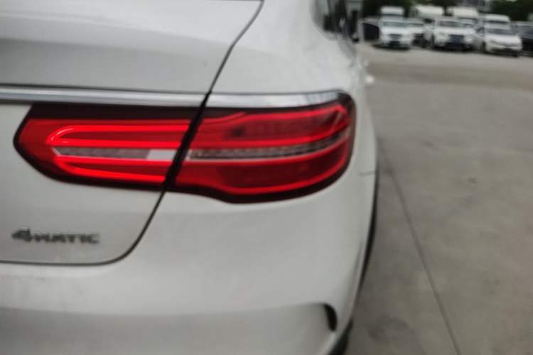 Used Mercedes-Benz GLE Coupe 2015 GLE 320 4MATIC Coupe SUV Right Rear Taillight