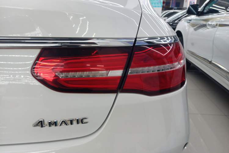 Used Mercedes-Benz GLE Coupe 2015 GLE 320 4MATIC Coupe SUV Right Rear Taillight