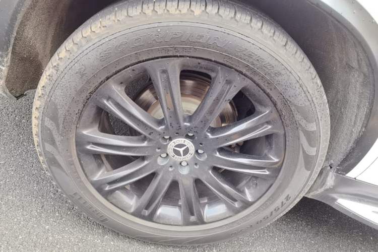 Used Mercedes-Benz GLE Coupe 2015 GLE 320 4MATIC Coupe SUV Right Rear Wheel Hub