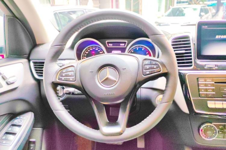 Used Mercedes-Benz GLE Coupe 2015 GLE 320 4MATIC Coupe SUV Steering Wheel