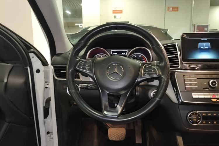 Used Mercedes-Benz GLE Coupe 2015 GLE 400 4MATIC Coupe SUV Steering Wheel