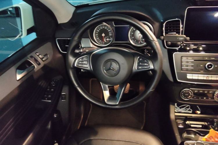 Used Mercedes-Benz GLE Coupe 2015 GLE 320 4MATIC Coupe SUV Steering Wheel