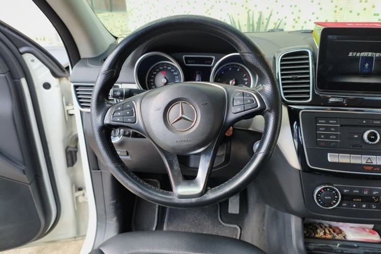 Used Mercedes-Benz GLE Coupe 2015 GLE 320 4MATIC Coupe SUV Steering Wheel