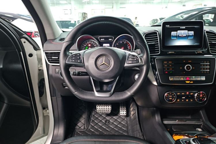 Used Mercedes-Benz GLE Coupe 2015 GLE 450 AMG 4MATIC Coupe SUV Steering Wheel