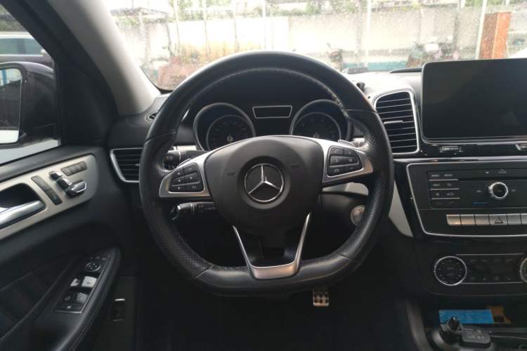 Used Mercedes-Benz GLE Coupe 2015 GLE 450 AMG 4MATIC Coupe SUV Steering Wheel