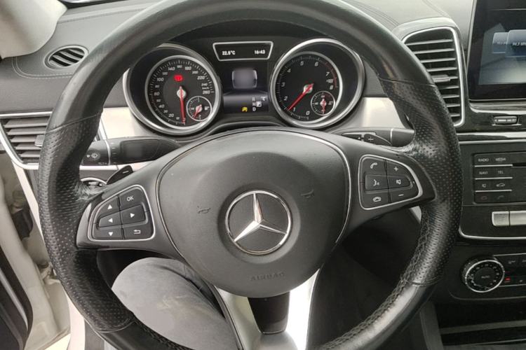 Used Mercedes-Benz GLE Coupe 2015 GLE 320 4MATIC Coupe SUV Steering Wheel