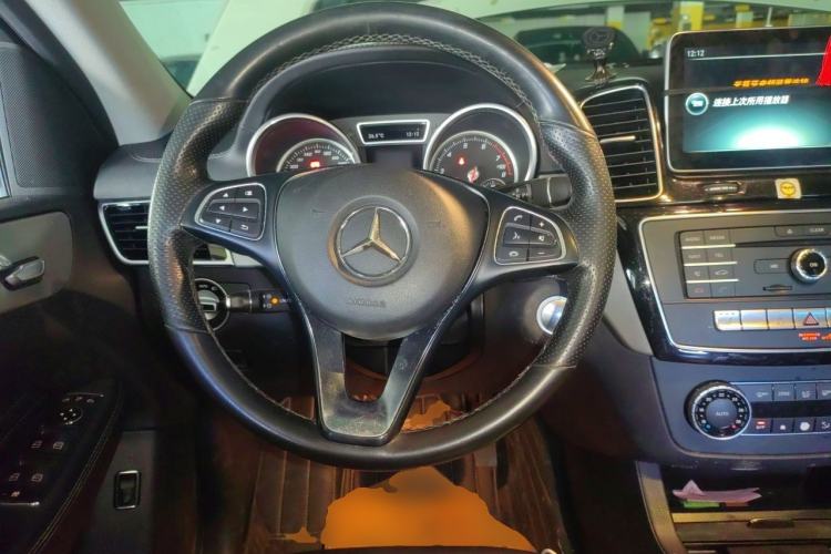 Used Mercedes-Benz GLE Coupe 2015 GLE 320 4MATIC Coupe SUV Steering Wheel
