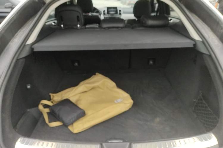 Used Mercedes-Benz GLE Coupe 2015 GLE 320 4MATIC Coupe SUV Trunk