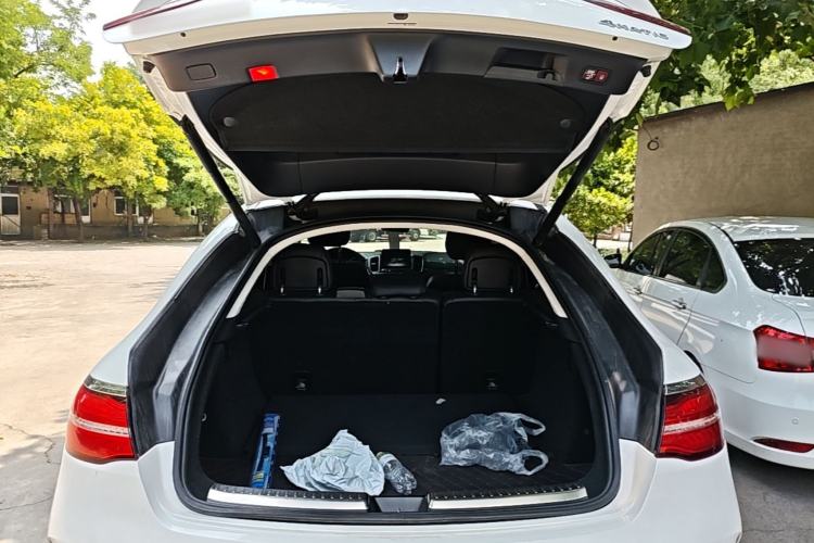 Used Mercedes-Benz GLE Coupe 2015 GLE 400 4MATIC Coupe SUV Trunk