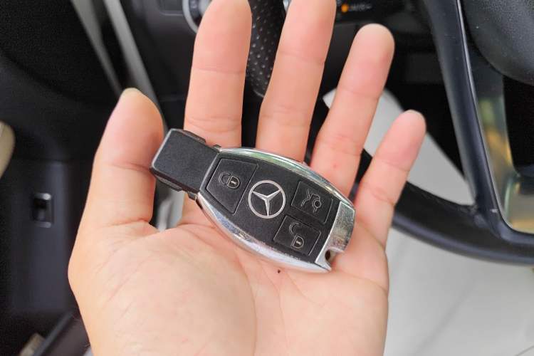 Used Mercedes-Benz GLE Coupe 2015 GLE 320 4MATIC Coupe SUV Vehicle Key