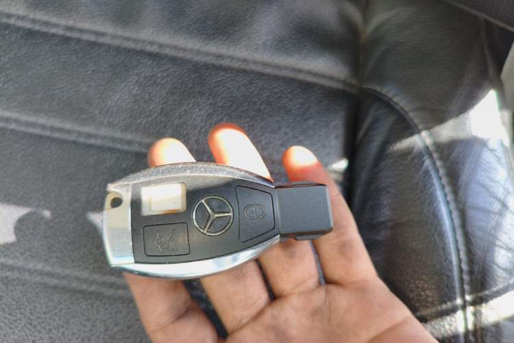 Used Mercedes-Benz GLE Coupe 2015 GLE 320 4MATIC Coupe SUV Vehicle Key