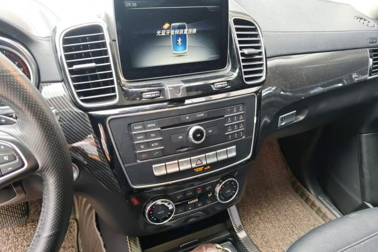 Used Mercedes-Benz GLE Coupe 2017 GLE 320 4MATIC Coupe SUV Audio And AC Panel