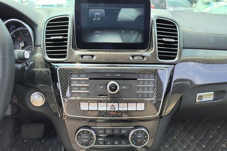 Used Mercedes-Benz GLE Coupe 2017 GLE 400 4MATIC Coupe SUV Audio And AC Panel