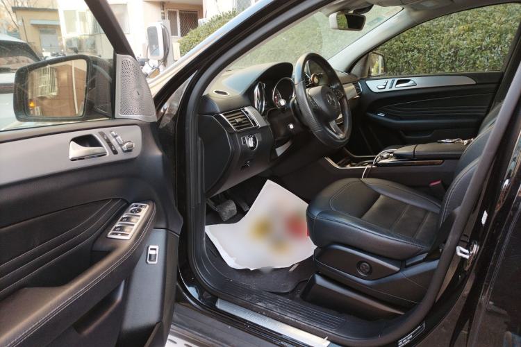 Used Mercedes-Benz GLE Coupe 2017 GLE 320 4MATIC Coupe SUV Driver Seat