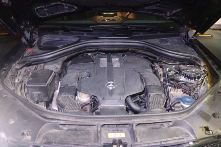 Used Mercedes-Benz GLE Coupe 2017 GLE 400 4MATIC Coupe SUV Engine Bay