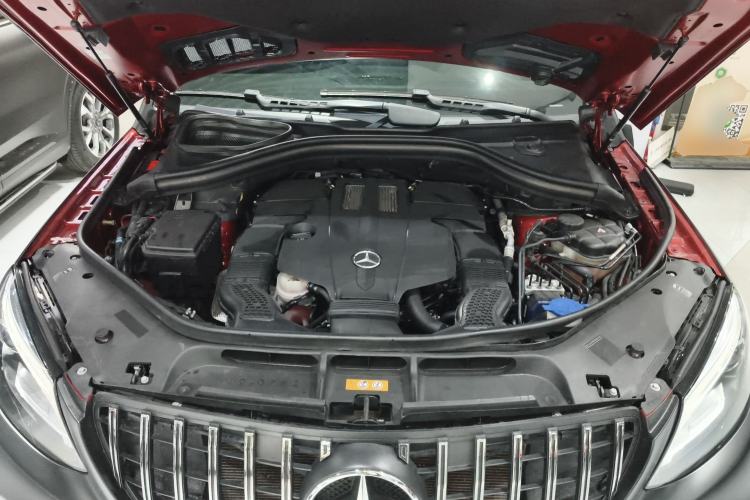 Used Mercedes-Benz GLE Coupe 2017 GLE 320 4MATIC Coupe SUV Engine Bay