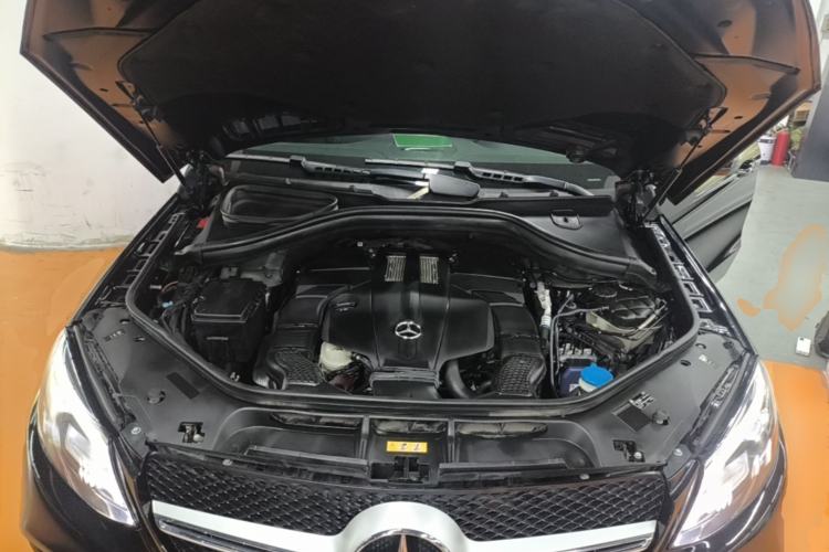 Used Mercedes-Benz GLE Coupe 2017 GLE 320 4MATIC Coupe SUV Engine Bay