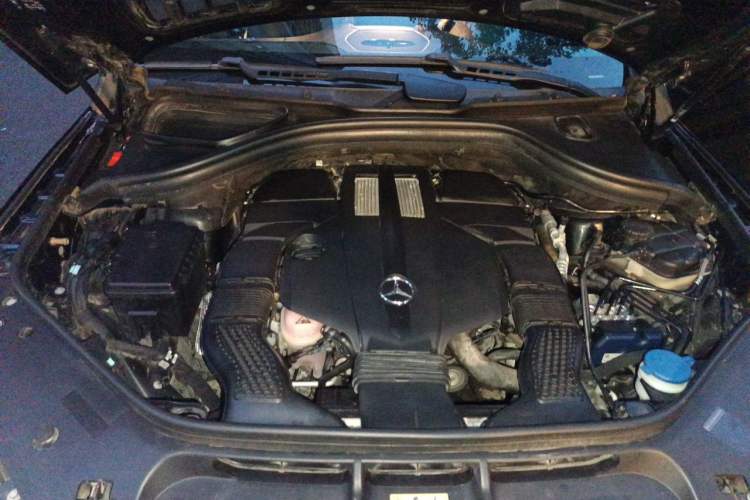 Used Mercedes-Benz GLE Coupe 2017 GLE 320 4MATIC Coupe SUV Engine Bay