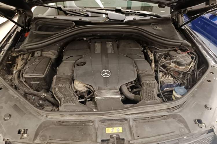 Used Mercedes-Benz GLE Coupe 2017 GLE 320 4MATIC Coupe SUV Engine Bay