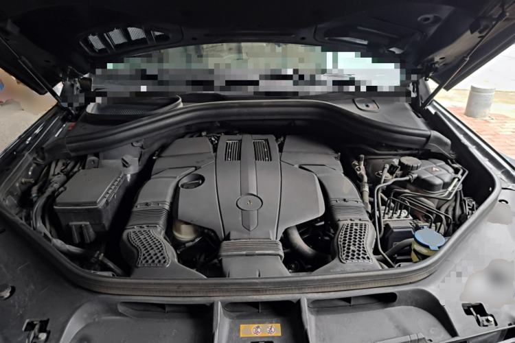 Used Mercedes-Benz GLE Coupe 2017 GLE 400 4MATIC Coupe SUV Engine Bay