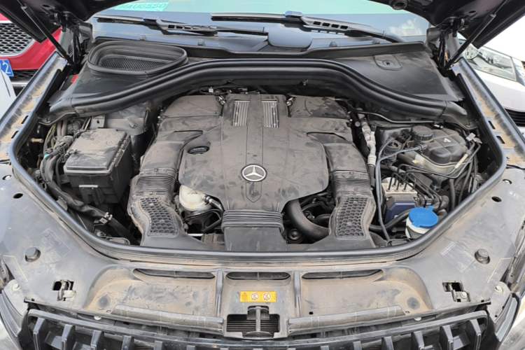 Used Mercedes-Benz GLE Coupe 2017 GLE 400 4MATIC Coupe SUV Engine Bay