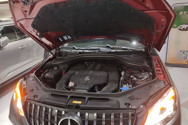 Used Mercedes-Benz GLE Coupe 2017 GLE 320 4MATIC Coupe SUV Engine Bay
