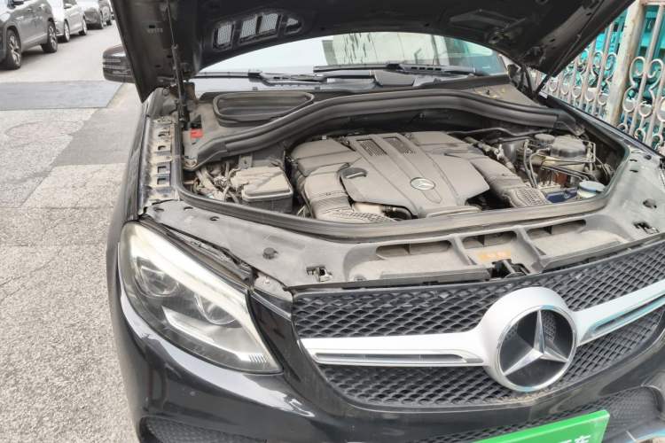 Used Mercedes-Benz GLE Coupe 2017 GLE 320 4MATIC Coupe SUV Engine Bay Right
