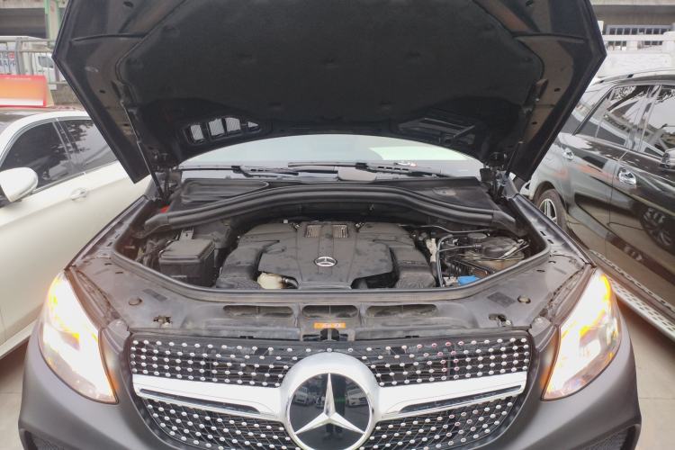 Used Mercedes-Benz GLE Coupe 2017 GLE 400 4MATIC Coupe SUV Engine Bay